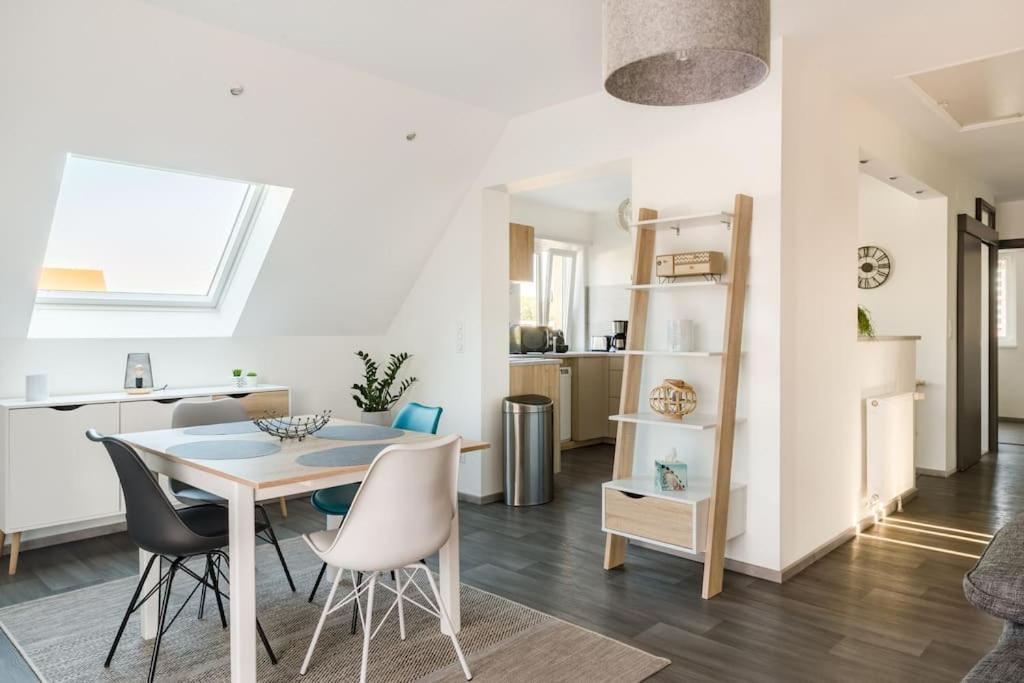 Appartement Climatise 70 M2, Proximite De Colmar Sainte-Croix-en-Plaine Exterior photo